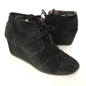 Toms Lace Up Desert Wedges Black Suede Shoe 12
